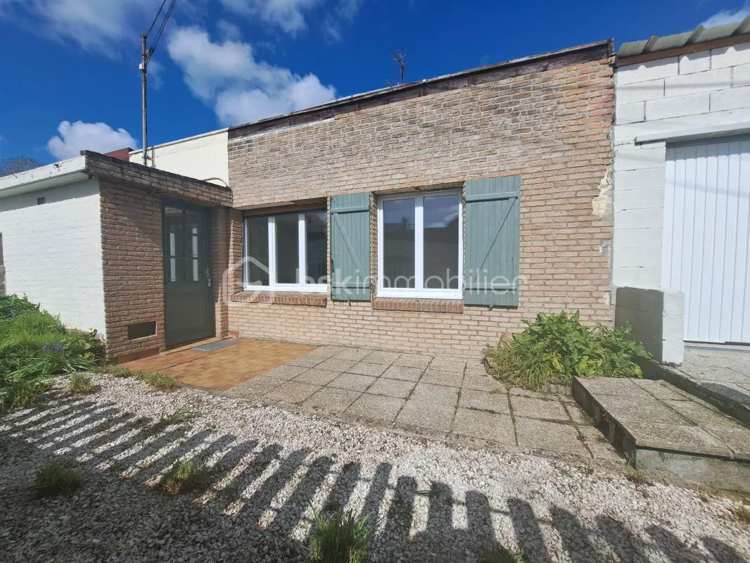 MAISON DE PLAIN PIED AVEC GARAGE SUR ABBEVILLE