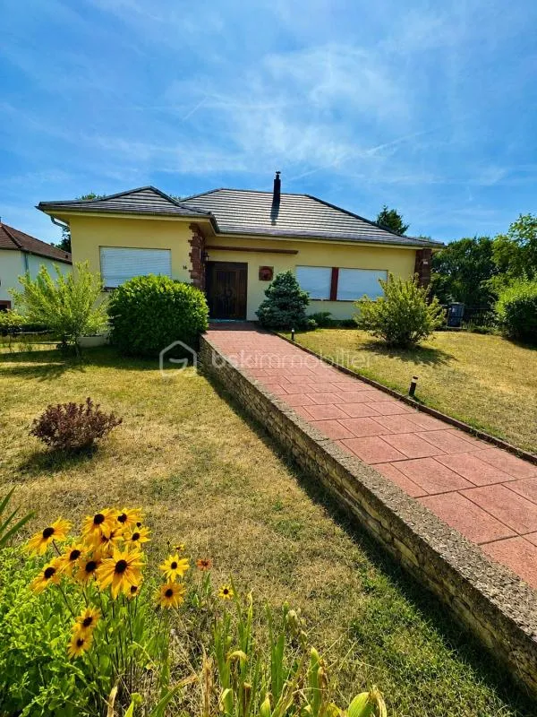 🌳🏡 Sur les hauteurs de Creutzwald, en lisière de forêt – Maison familiale de 175 m² avec appartement indépendant et plus de 100 m² aménageables !