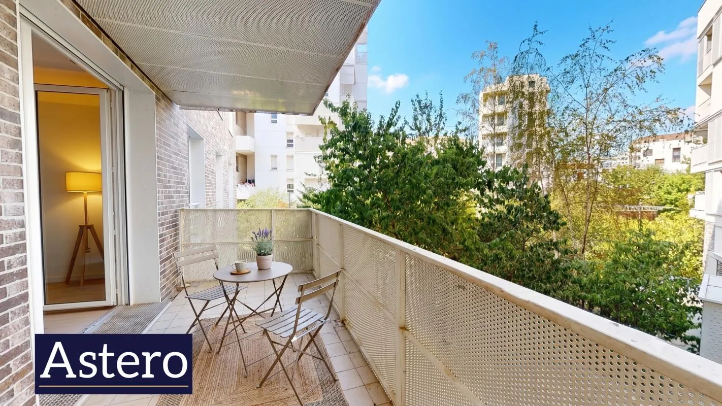 Studio de 31m2 avec terrasse et parking à proximité immédiate du RER C - Asnières-sur-Seine
