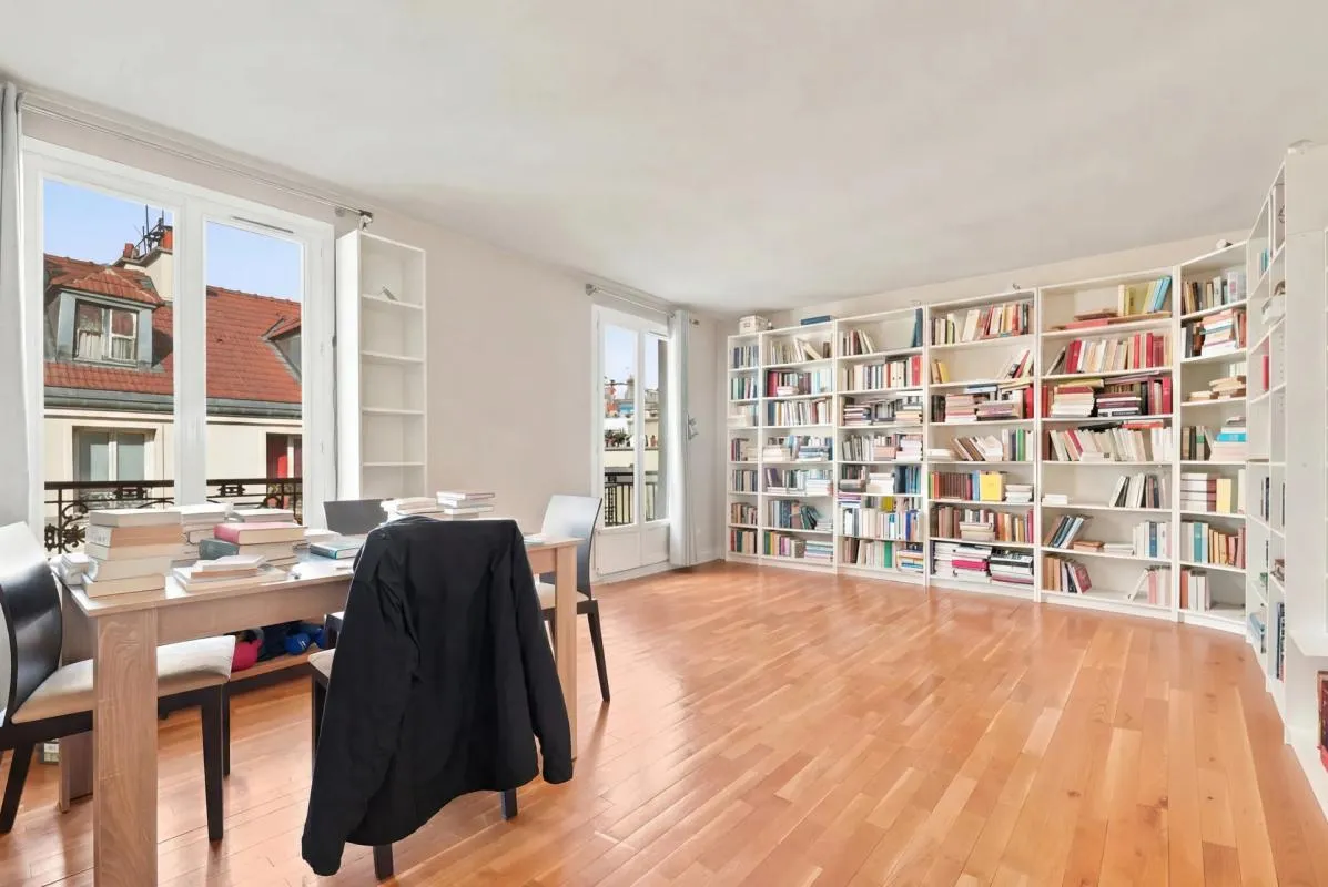 RARE - Appartement de 3 pièces de 75 m² au cœur du 11 eme (Voltaire) en étage élevé avec ascenseur
