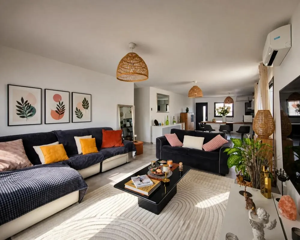Maison 3 faces de plain-pied – 3 chambres – Jardin – Garage