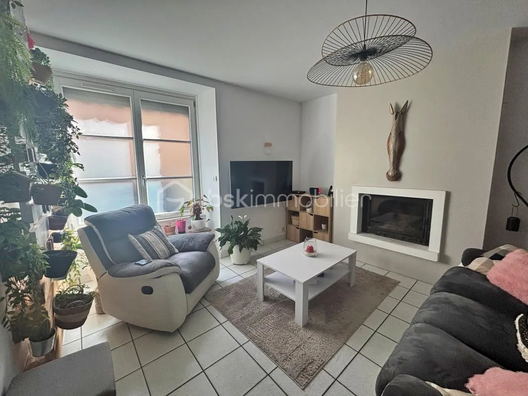 Charmante maison au cœur de Mortagne-sur-Sèvre - Une offre rare à ne pas manquer