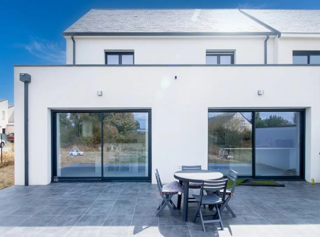 Maison contemporaine - 6 pièces - 145 m² - 4 chambres - Terrasse, Jardin et Garage