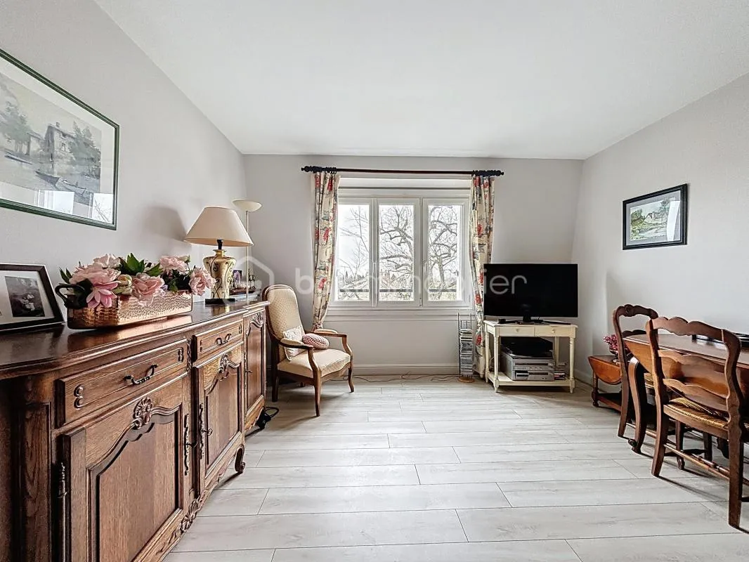 Appartement familial 4 pièces lumineux - Dernier étage