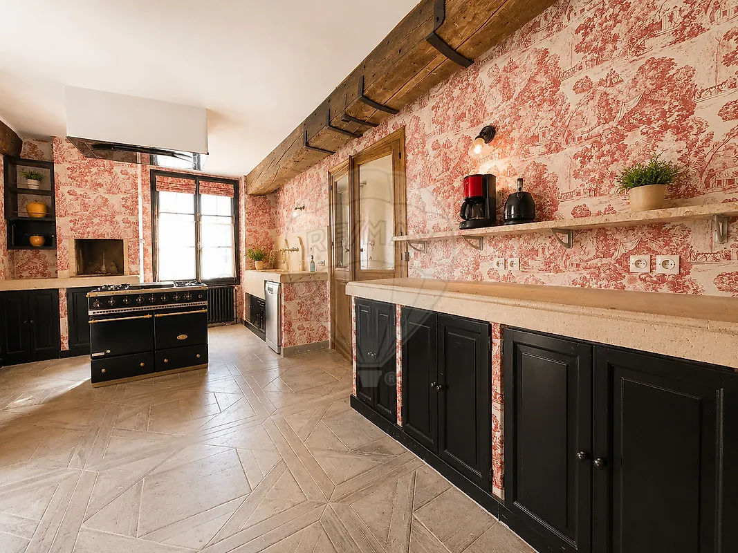 Maison 8 chambre(s) à vendre