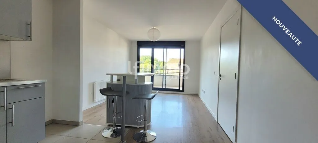 Appartement F2 balcon, parking