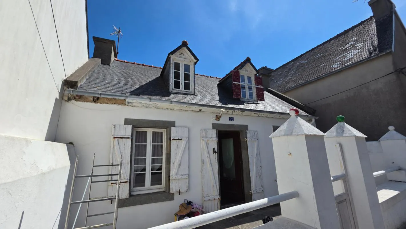 Maison de pêcheur avec jardin en centre-ville