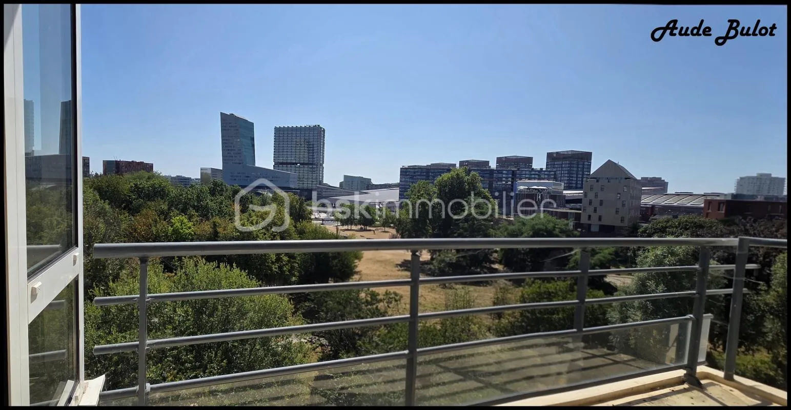 Lille – Quartier Euralille / Parc Matisse – Appartement T3 de 61 m² avec balcon, parking et vue dégagée