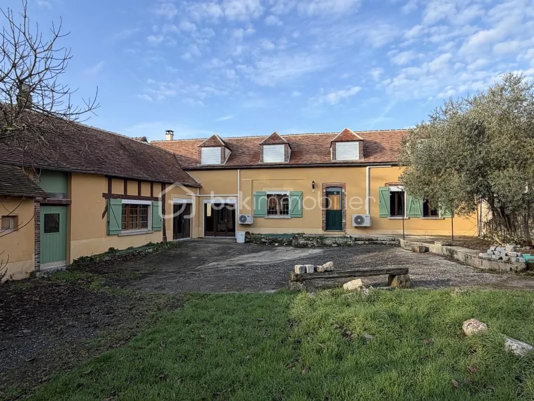 Maison familiale de plus de 200 m² – Fort potentiel – Bazoches-lès-Bray