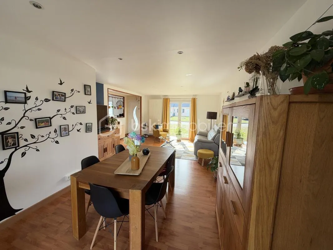 CREVIN – Maison plain-pied rénovée de 82 m²