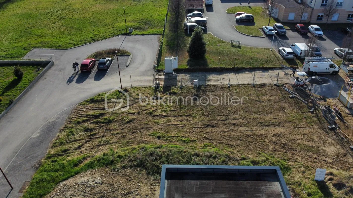 TERRAIN CONSTRUCTIBLE VIABILISE