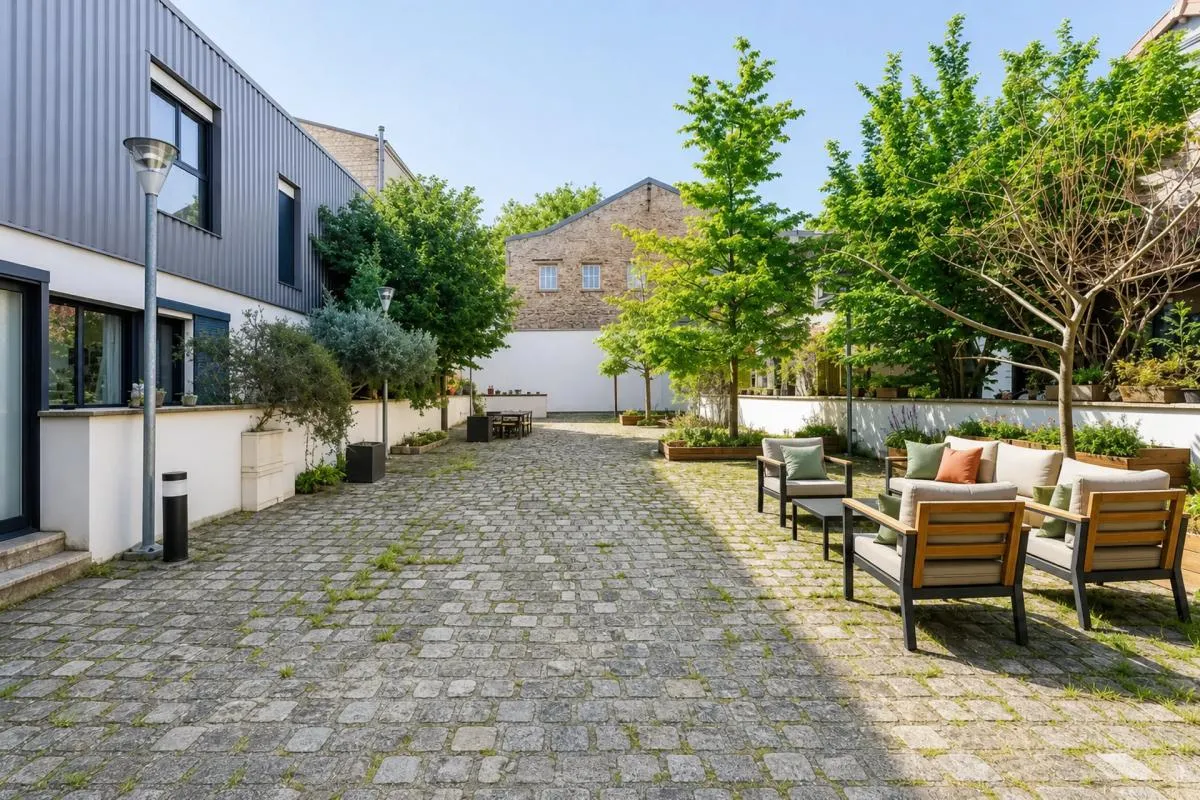 Maison de ville de 3 pièces de 80 m2 en vente à Saint-Denis vendue louée - Idéal investisseur