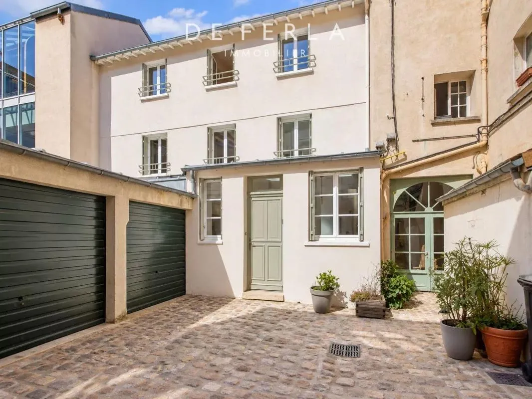 VERSAILLES MONTBAURON – TRIPLEX FAMILIAL, L'ESPRIT D'UNE MAISON DE VILLE