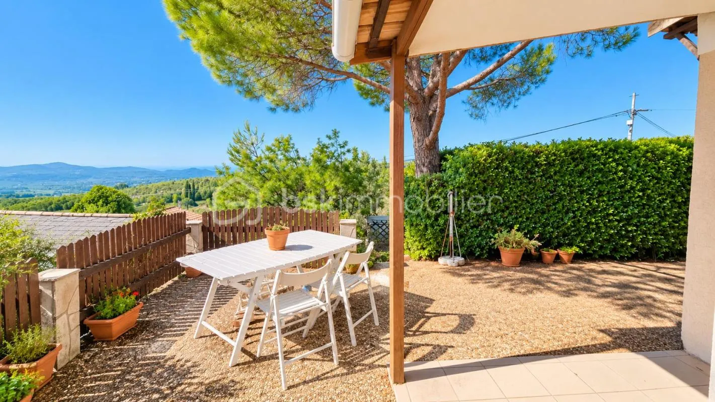 LE CASTELLET – MAISON INDIVIDUELLE AVEC JARDIN PRIVATIF ET VUE DÉGAGÉE JUSQU’À LA MER