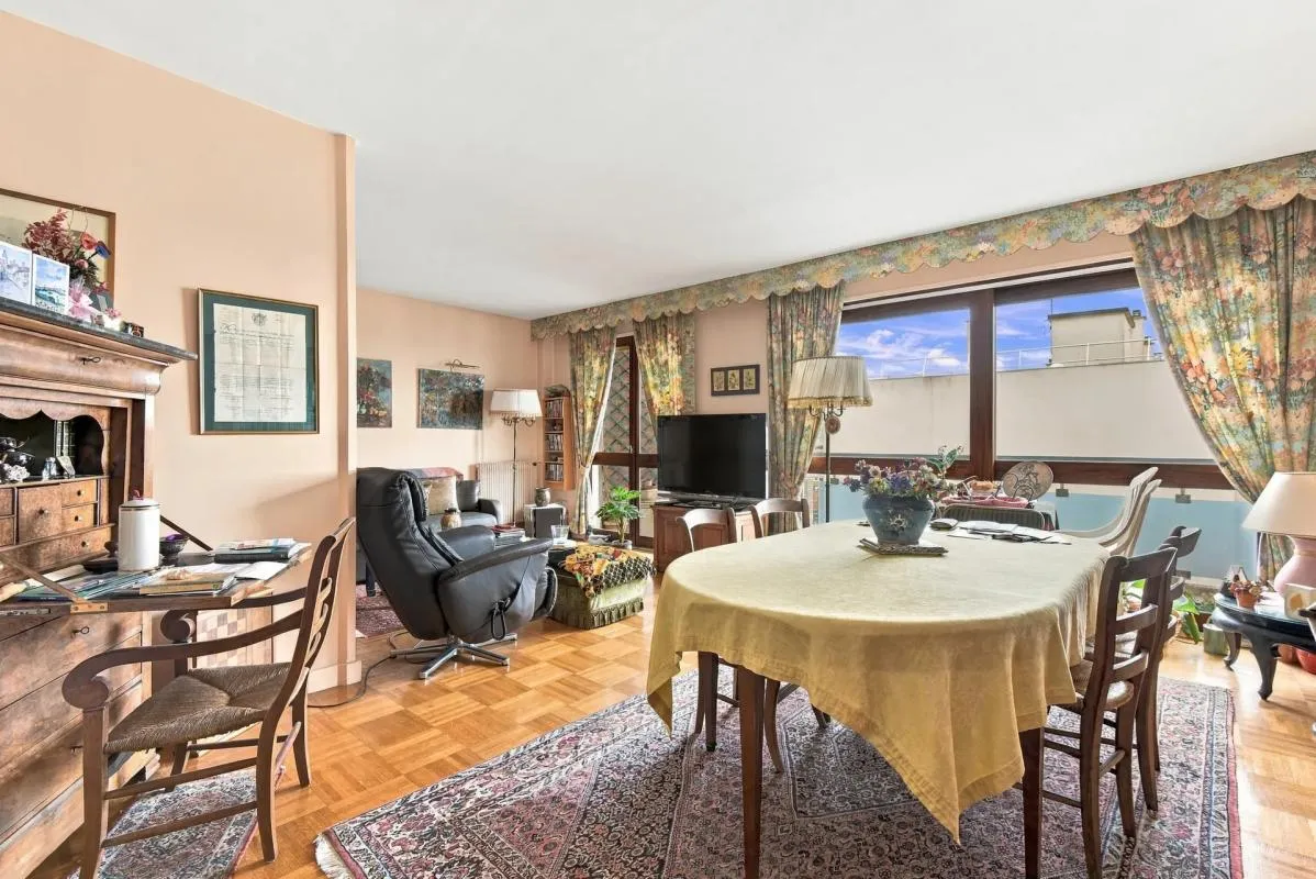Appartement de 4 pièces de 88.03 m² à Puteaux