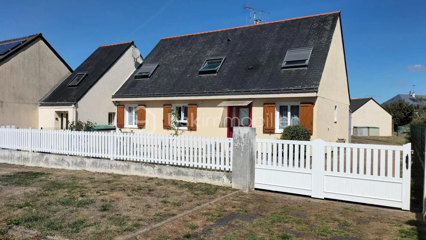 Maison 4 chambres + bureau, dont 1 de plain-pied, avec studio indépendant