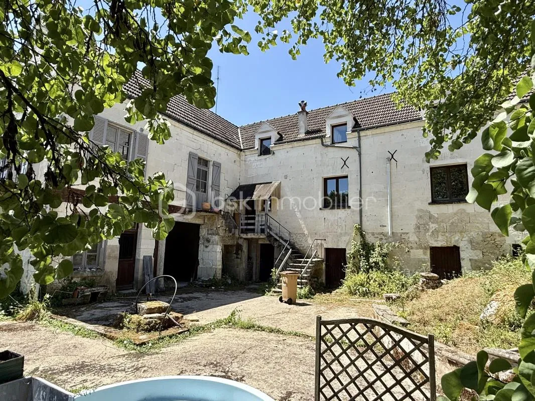 Maison familiale dans le centre de Loches
