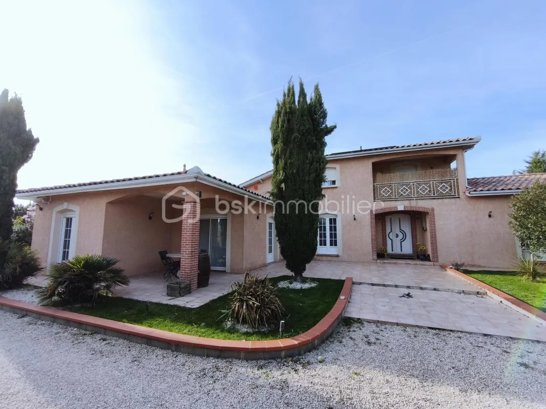 PROPRIÉTÉ D’EXCEPTION À TOULOUSE | 245 m² | TERRAIN DE 3000 M2 | PRESTATIONS HAUT DE GAMME