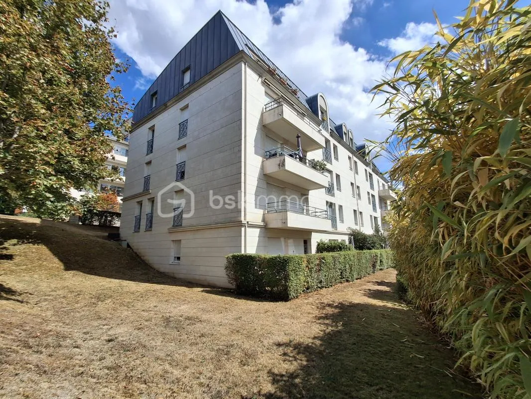 ***SUPERBE APPARTEMENT 100M2 RESIDENCE ST ROCH QUARTIER PREFECTURE AVEC BALCON, CAVE et PARKING PRIVATIF***