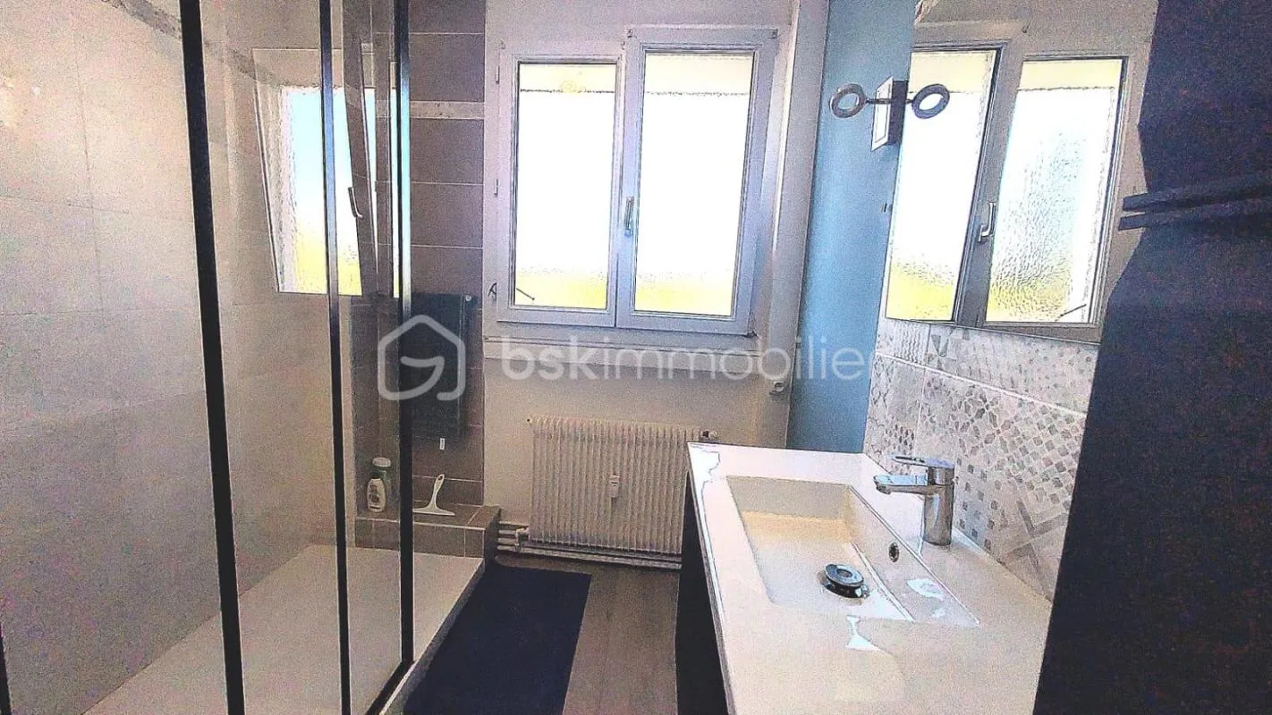 Appartement 87 m² - 3 chambres - limite Saran et Orléans