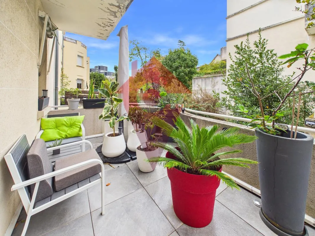 Appartement d'exception avec cuisine haut de gamme, terrasse
