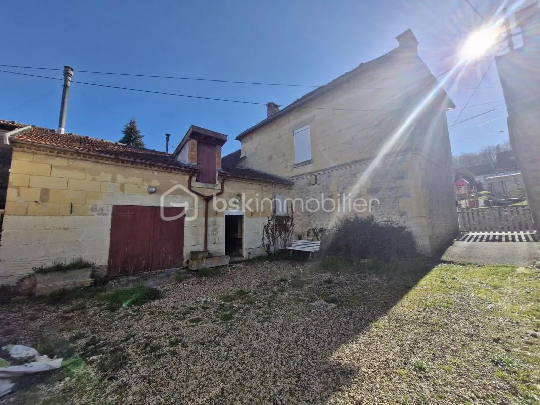 MAISON EN PIERRES AVEC CACHET ET FORT POTENTIEL