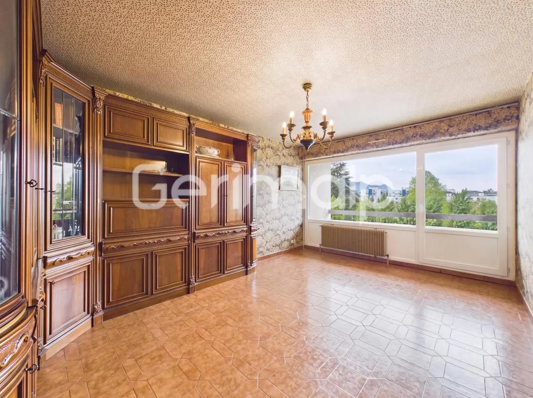 Vente - Appartement - 4 pièces + cuisine - 83 m² - 410 000 € -