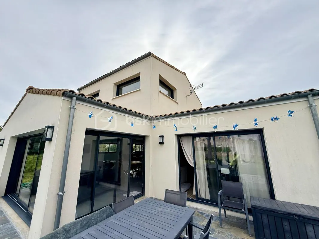 Maison contemporaine avec très belles prestations