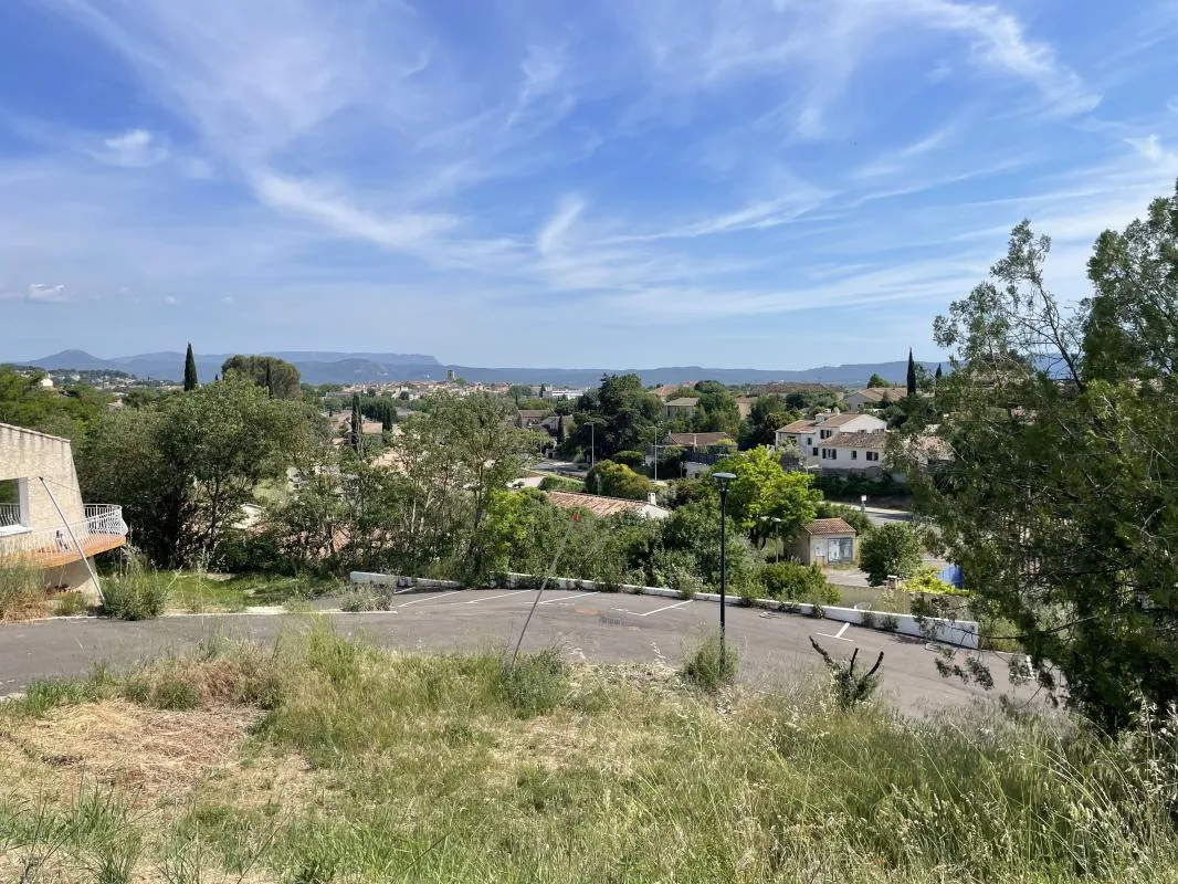Dernier lot avec vue dominante – Prix Spécial Foire de Marseille !