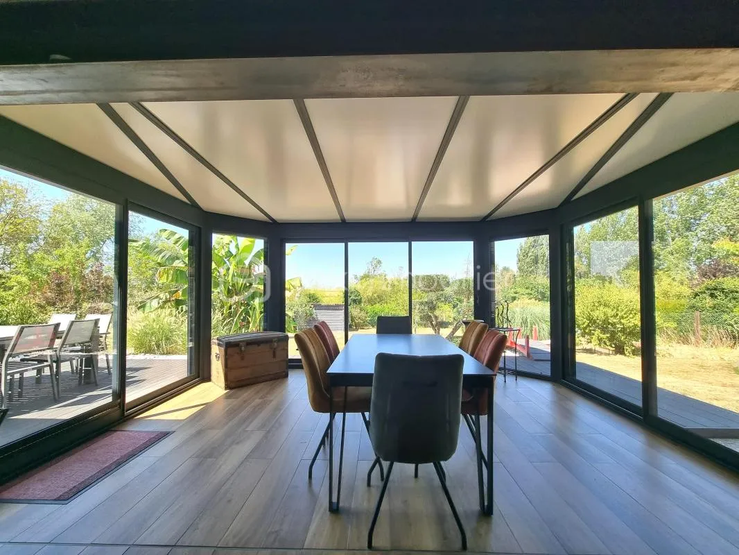MAISON LUMINEUSE_ 3 CHAMBRES _ GARAGE ET JARDIN !!!