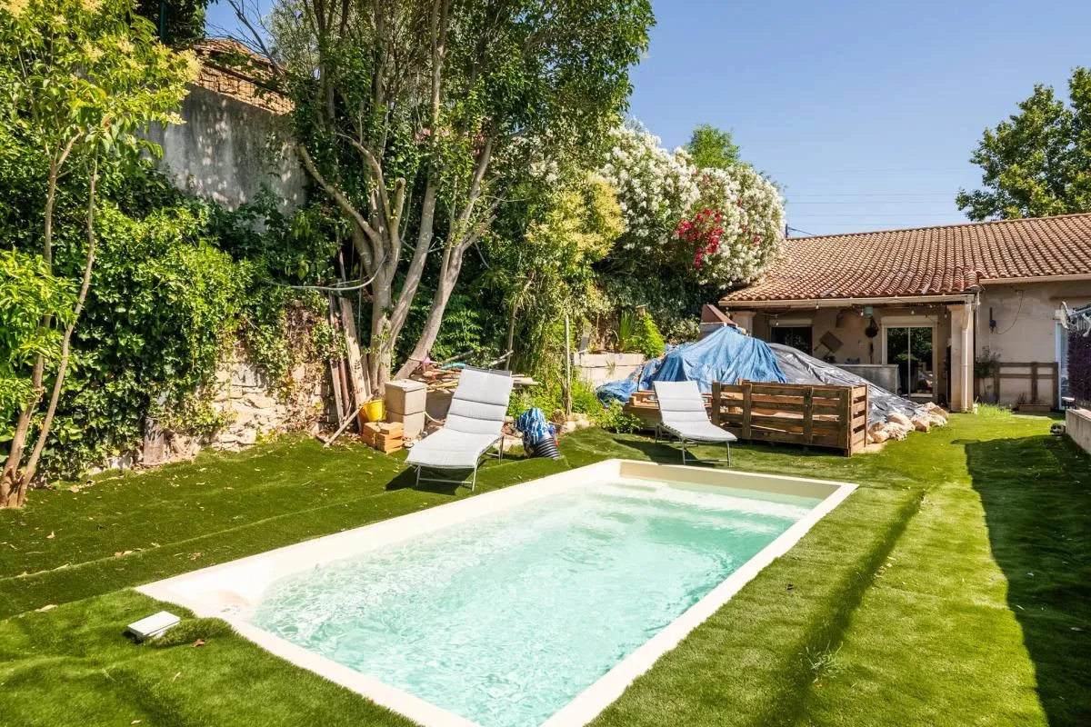Maison T5 122 m² avec jardin + piscine à la Valentine 13012