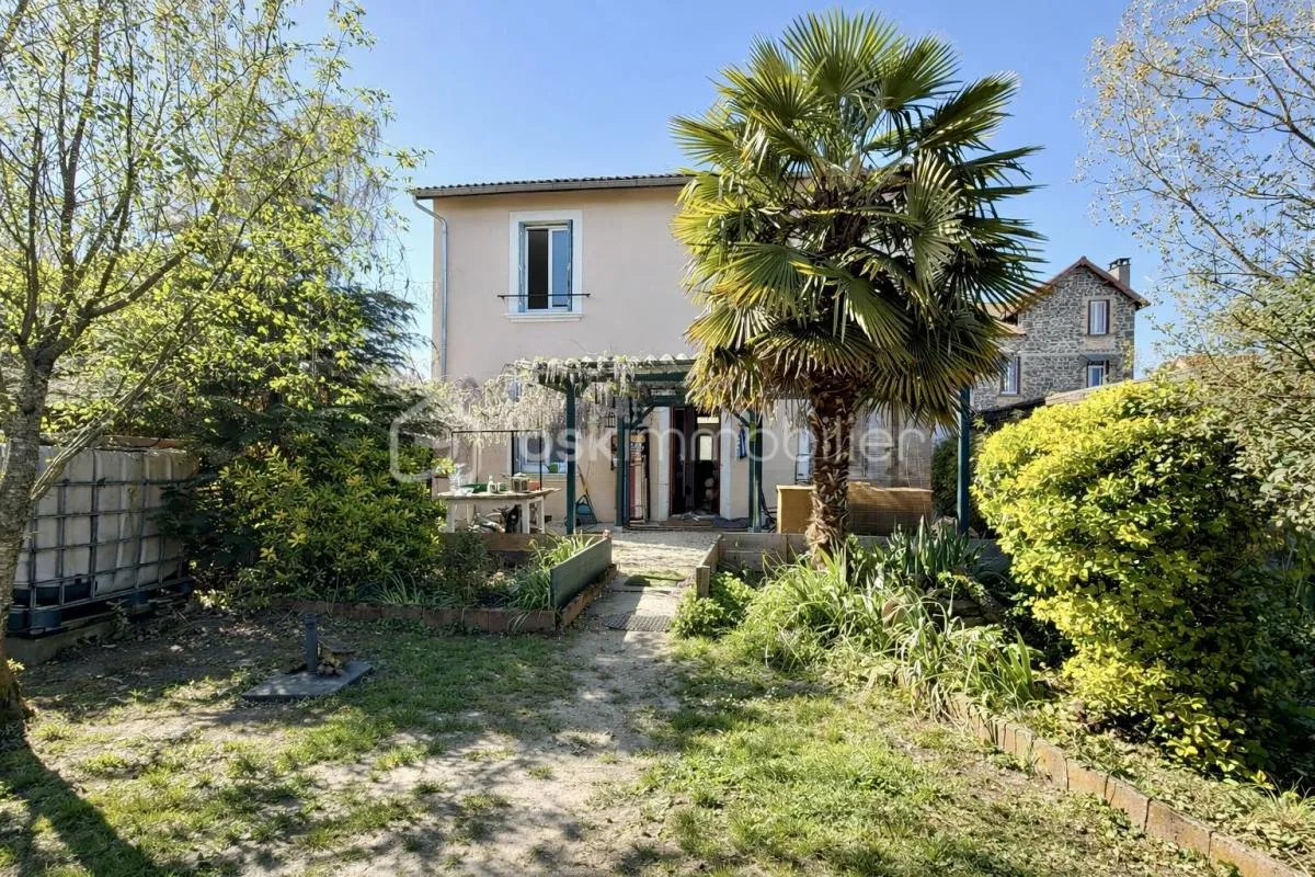 Maison 115 m² • Jardin clos • Garage