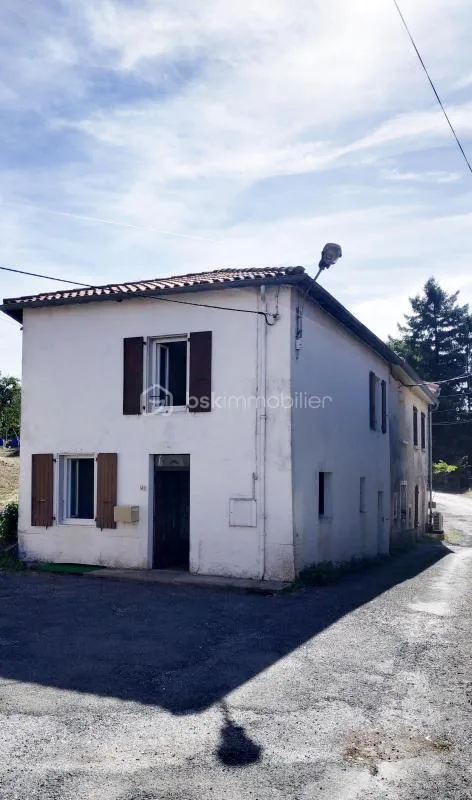 A SAISIR ! Maison de village, 80 m2, 3 chambres, parking de 36 m2