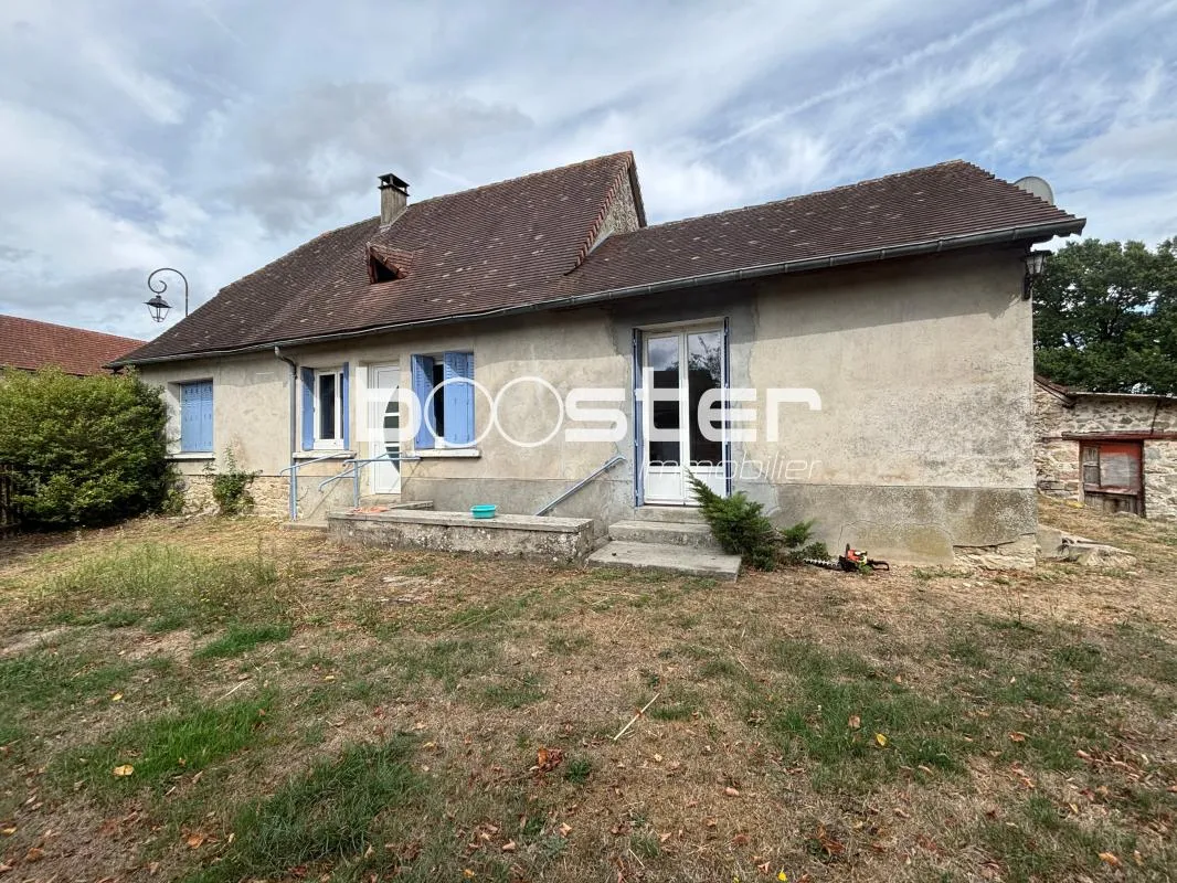 Maison de campagne avec dépendances sur 1900 m² de terrain au cœur du Chalard