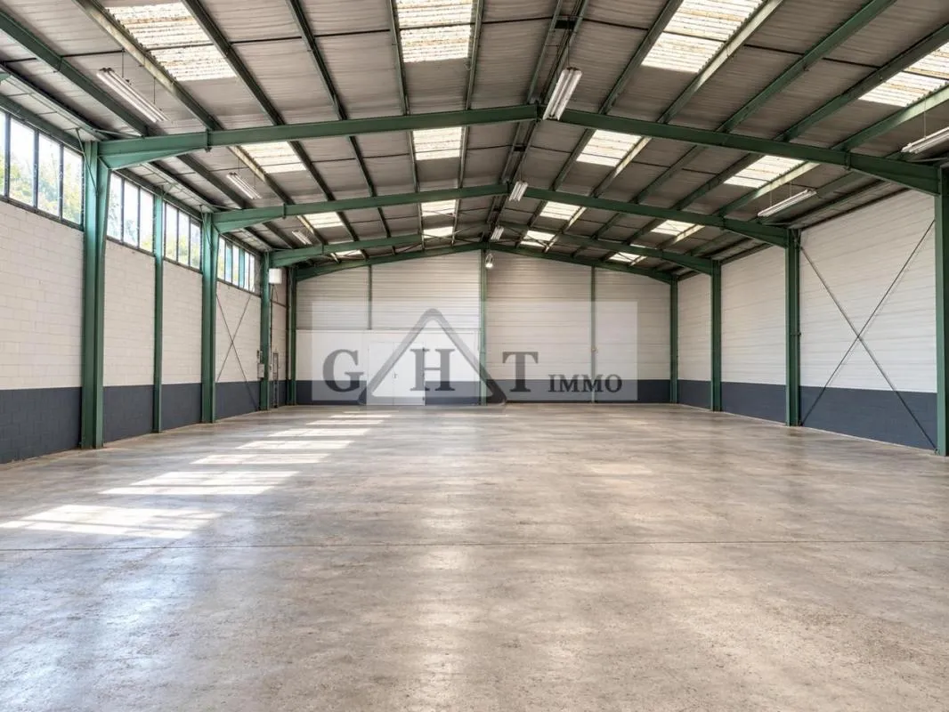 BÂTIMENT INDÉPENDANT D’ENVIRON 1 764m M² À VENDRE – FRANCONVILLE