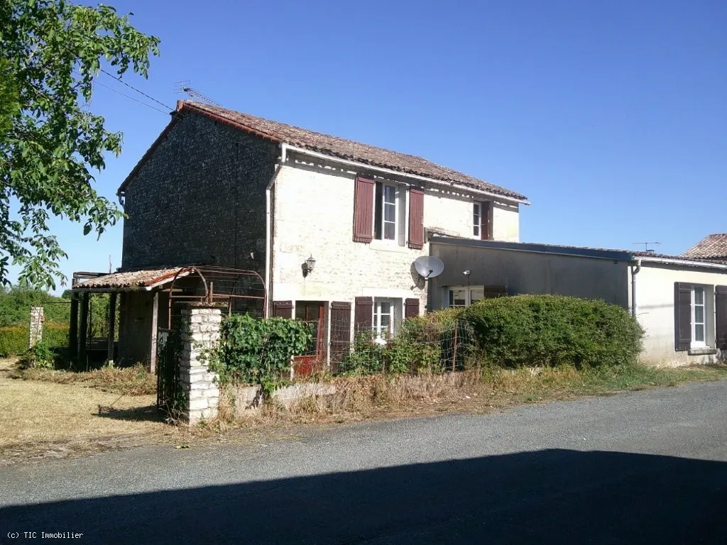 Charmante Maison En Pierre Avec Vue Sur La Campagne