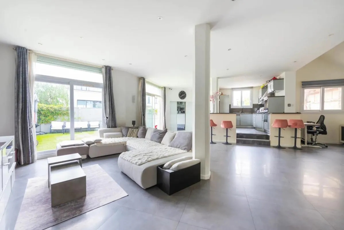 Maison de 4 pièces de 165 m² au Plessis-Robinson