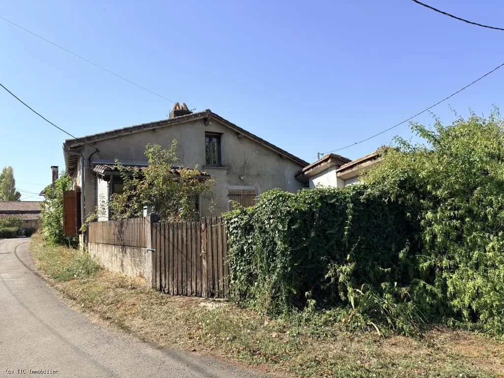 Jolie Maison 5 minutes de Nanteuil avec Terrain Constructible