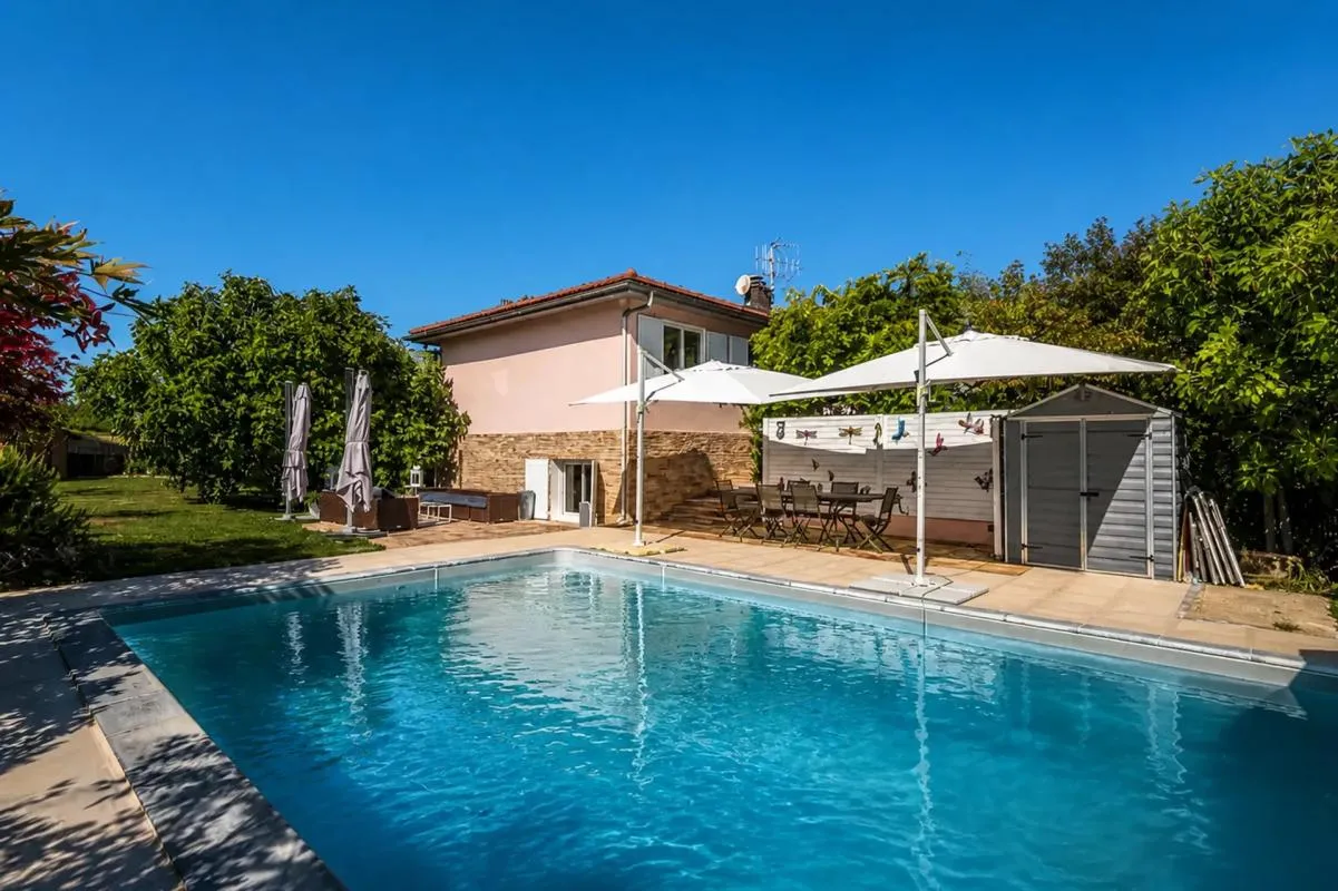 Maison de 7 pièces de 166 m² à Viry
