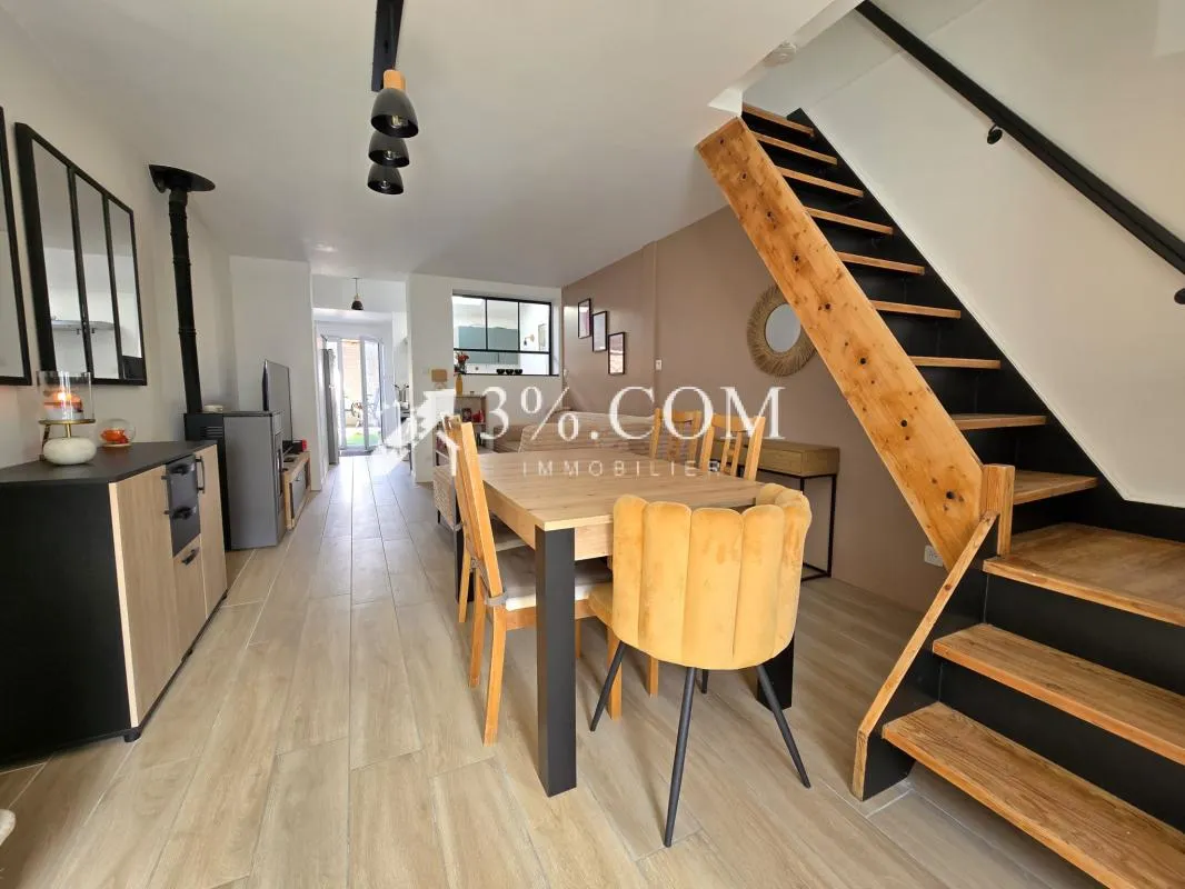 Maison rénovée 65 m2 avec 2 chambres + extérieur