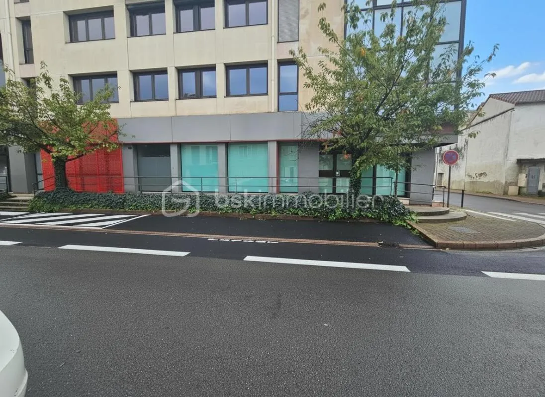 Roanne centre - 300m² accès PMR
