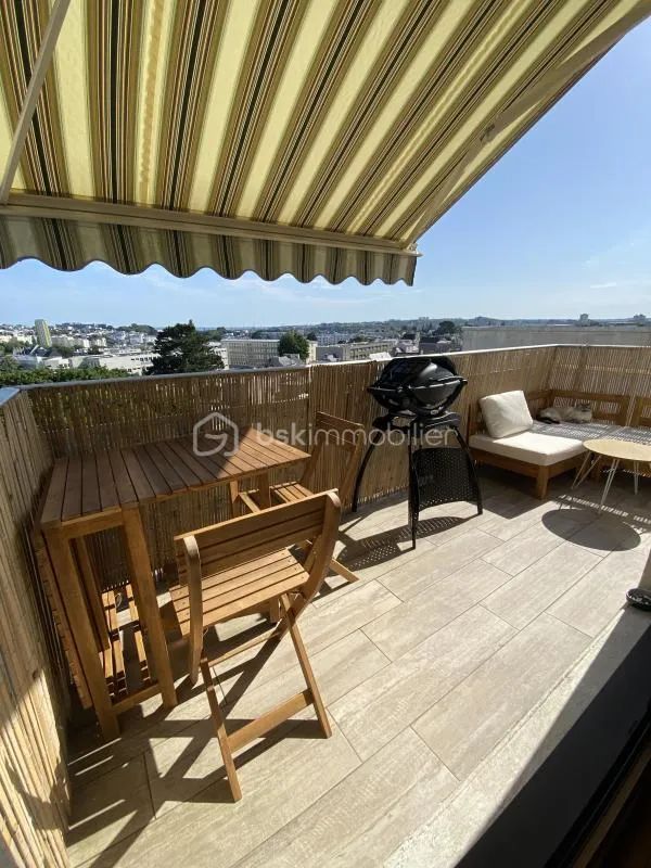 💎 Dernier étage avec balcon – Vue panoramique sur Brest, le téléphérique 🚡 et la mer 🌊 💎 Garage de 60m2 sécurisé