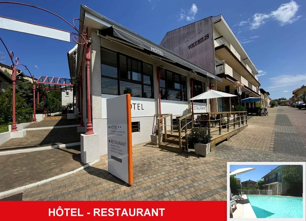 HÔTEL RESTAURANT AVEC PISCINE