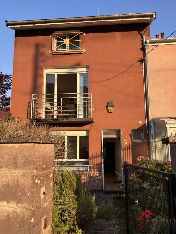 maison d'habitation de type f5, 110 m2 sur un terrain de 86