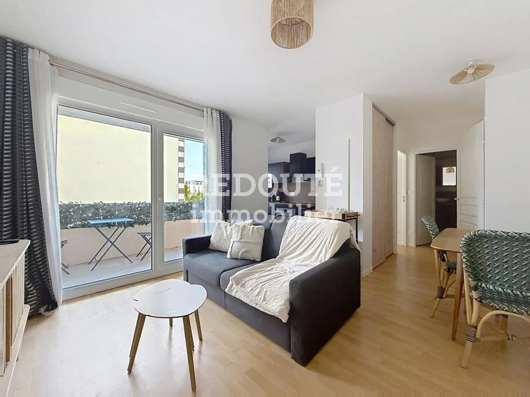 À VENDRE - ÉPERNAY - APPARTEMENT T2 AVEC BALCON ET STATIONNEMENT