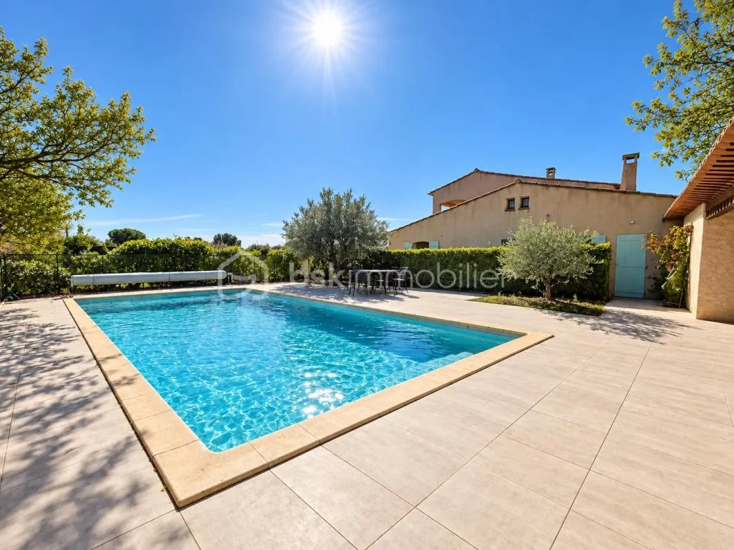 PROPRIÉTÉ À VENDRE – AIX-EN-PROVENCE / PUYRICARD | 230 m² | 6 200 m² | PISCINE | DÉPENDANCE