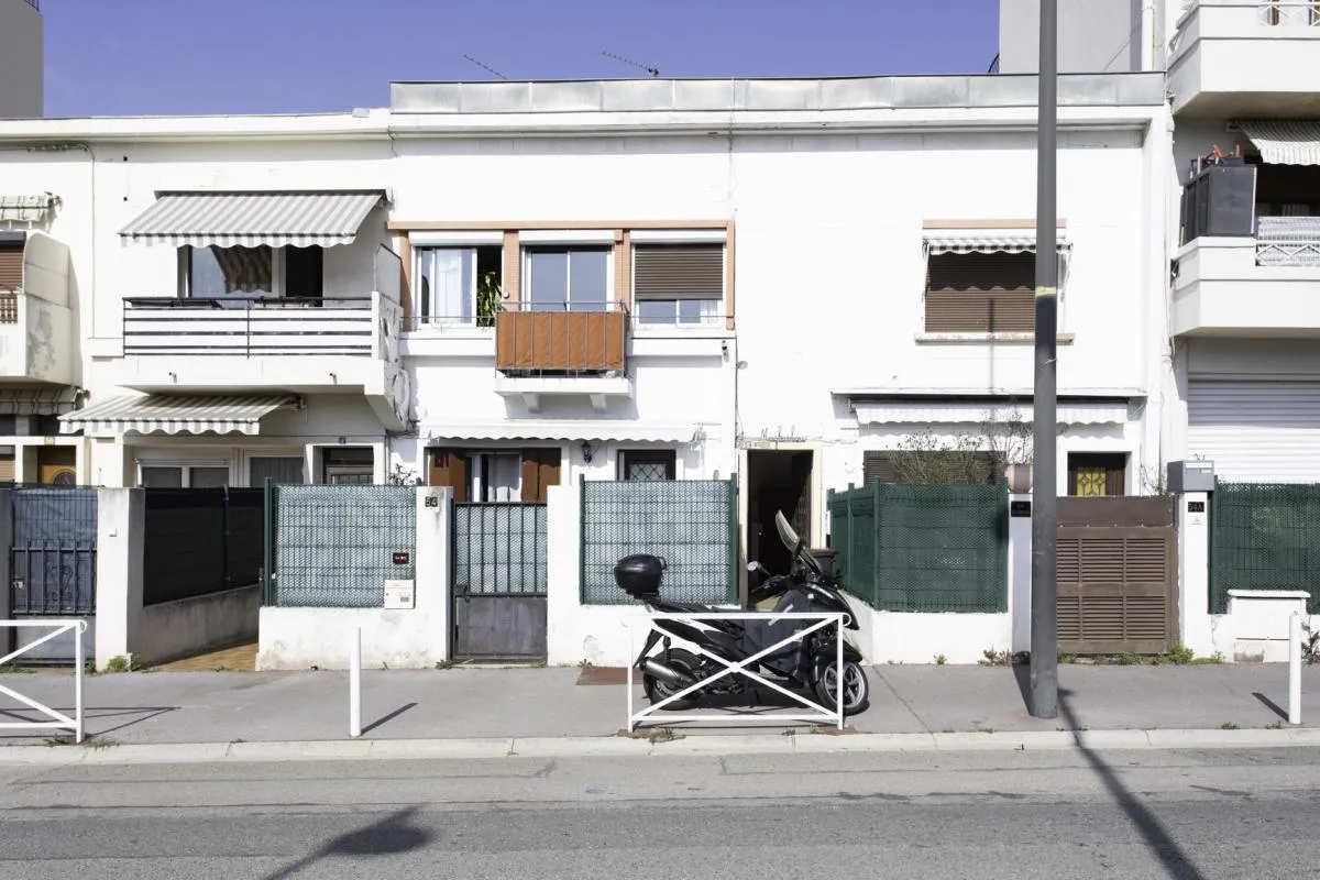 Appartement - 28 m² - Antibes (06)