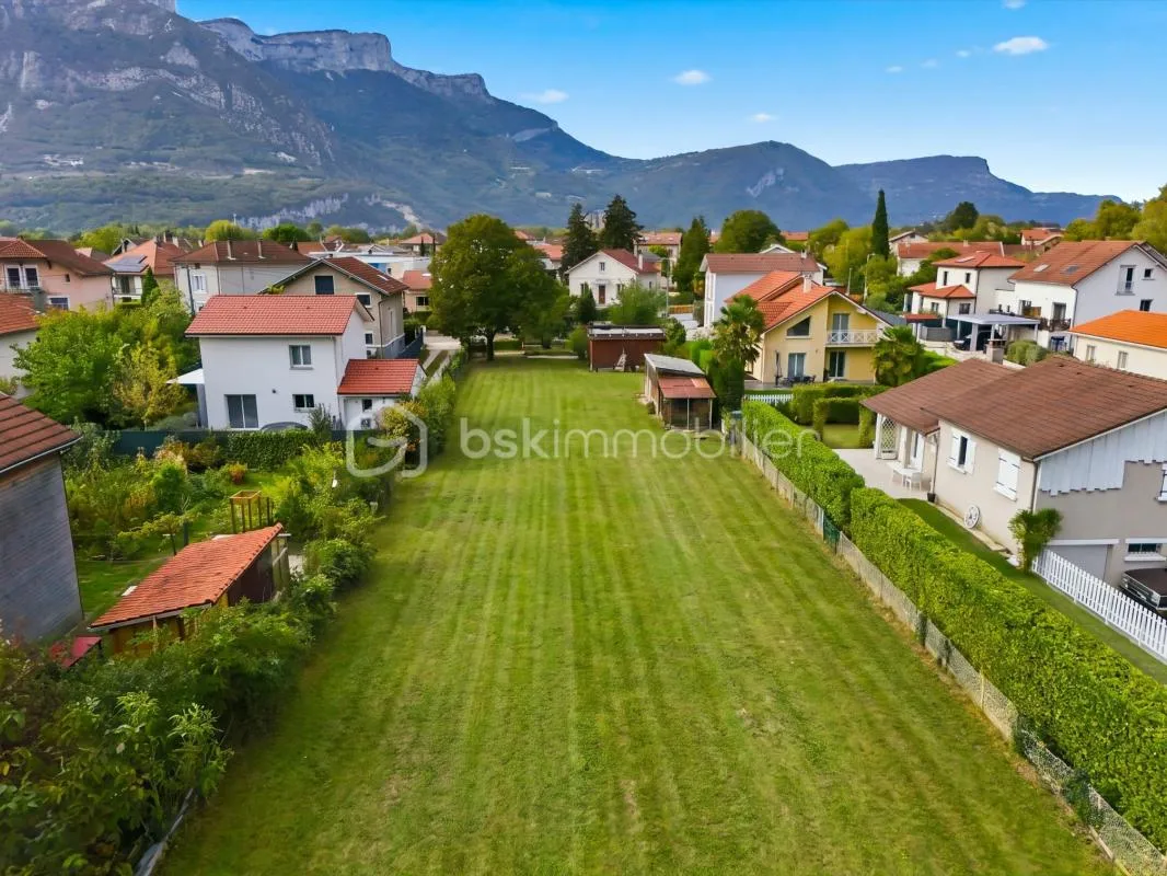 TERRAIN A BÂTIR 755m² à 7 min du centre ville