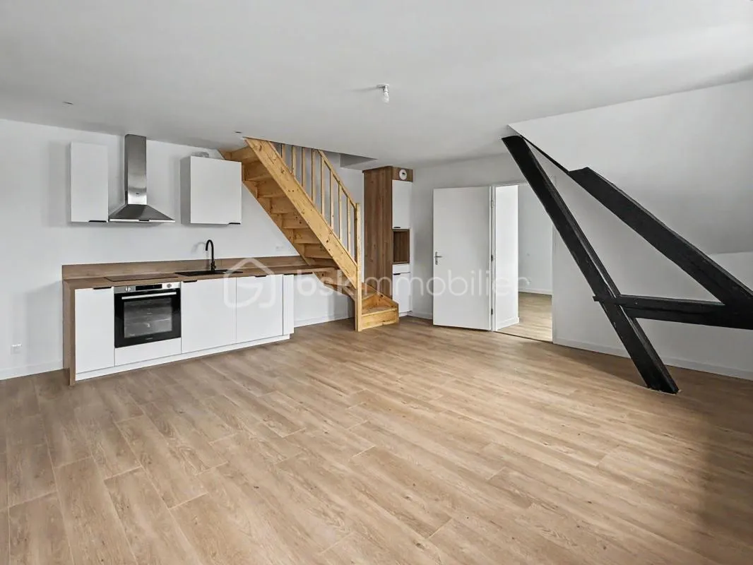 HYPER-CENTRE D’AMIENS – APPARTEMENT T4 DUPLEX DE 76 M² AU 3E ET DERNIER ÉTAGE AVEC ASCENSEUR