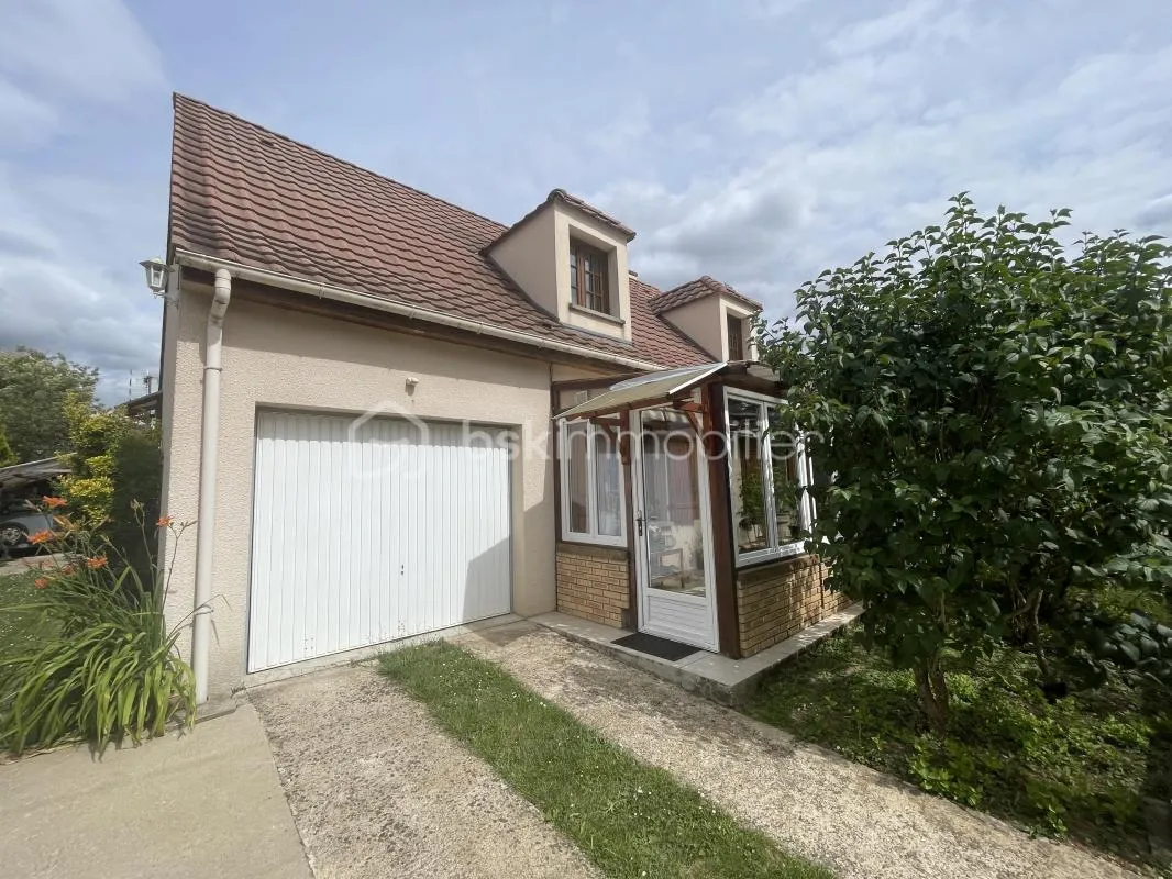 MAISON FAMILIALE